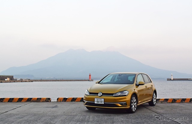 フォルクスワーゲン・ゴルフ1.4TSI ハイライン。鹿児島港にて。