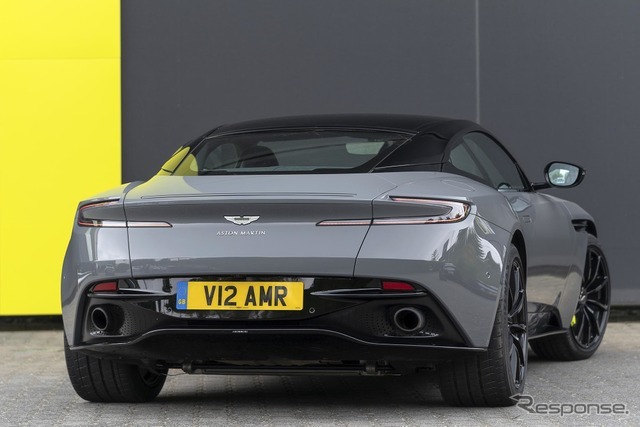 アストンマーティン DB11 AMR