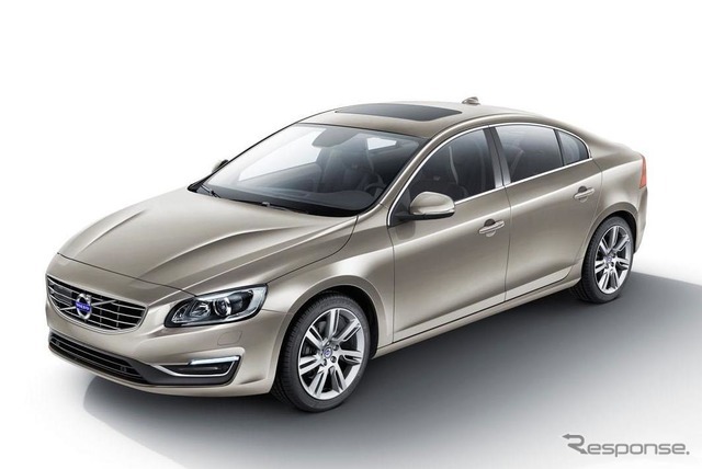 現行ボルボ S60