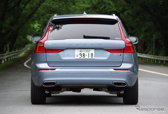 ボルボ XC60 D4 AWD Inscription