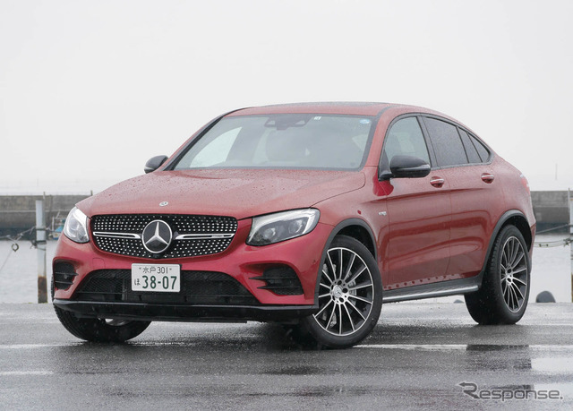 メルセデスAMG　GLC43クーペ