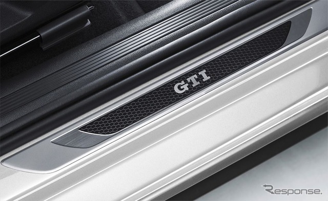 VW ポロ GTI GTI専用ドアシルプレート