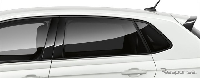 VW ポロ GTI ダークティンテッドガラス（リヤ/リヤ左右、UVカット機能付）