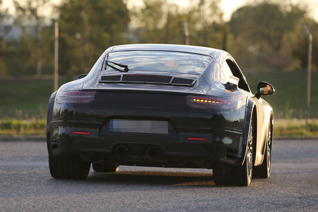 ポルシェ 911 スクープ写真