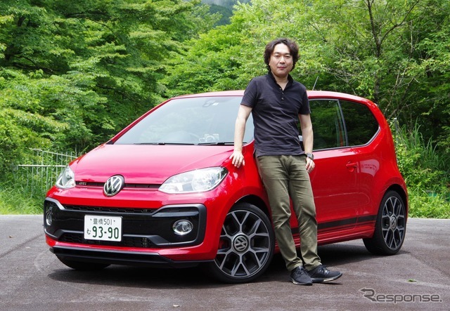 VW up！GTI 新型と島下泰久氏