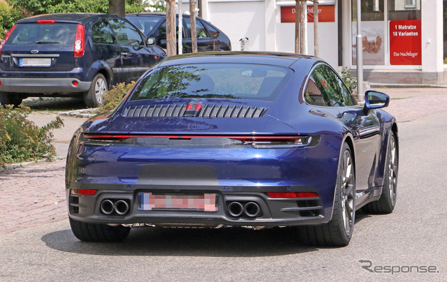 ポルシェ 911 新型（992型）フルヌードスクープ写真