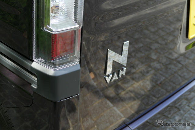 ホンダ N-VAN +STYLE COOL Honda SENSING