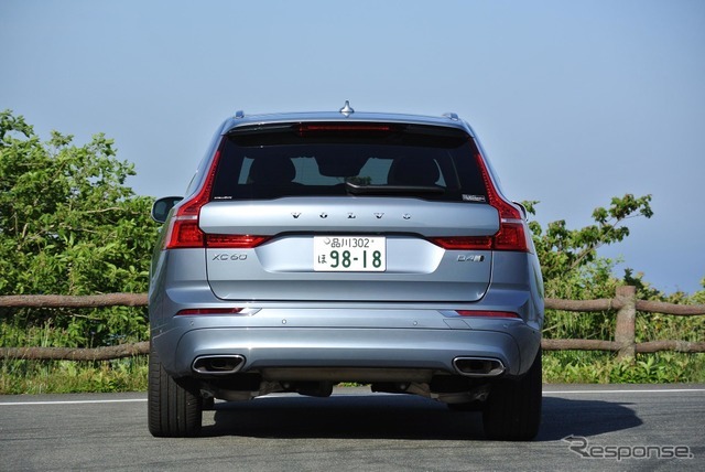 ボルボ XC60 D4 Inscription