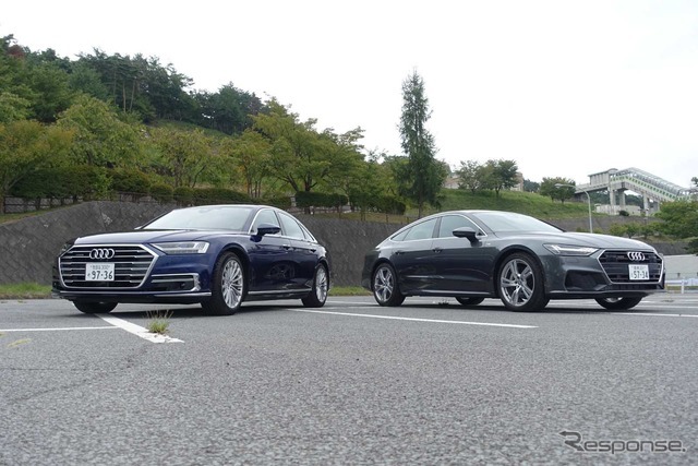 アウディ A8（左）とアウディ A7スポーツバック（右）