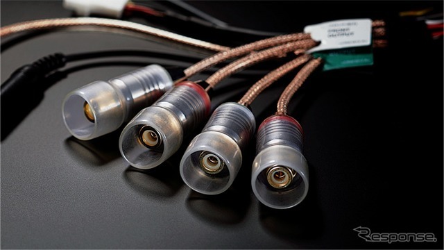 OFC（無酸素銅）を採用した高音質ケーブルを2種類同梱