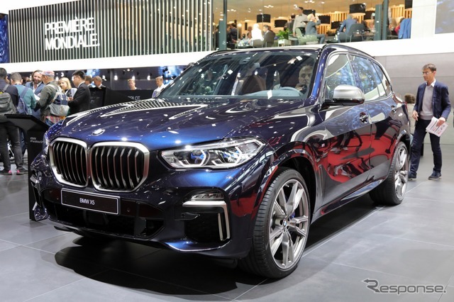 BMWX5新型（パリモーターショー2018）