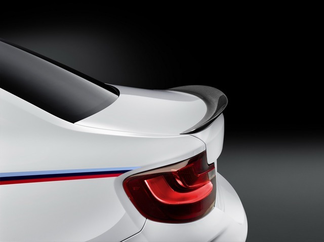 BMW M2 クーペのMパフォーマンスパーツ