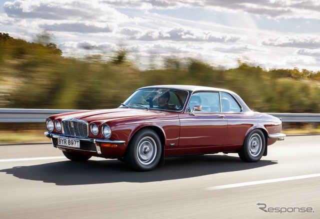 Jaguar XJ Historic Convoy to Paris