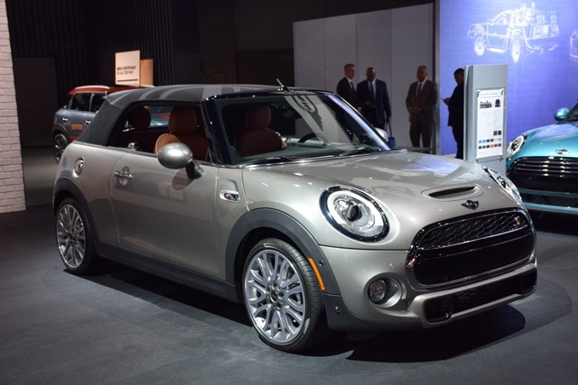 MINI クーパーS コンバーチブル（ロサンゼルスモーターショー15）