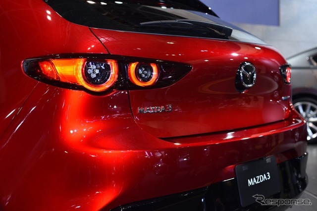 マツダ 3  ハッチバック 新型（東京オートサロン2019）