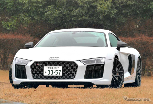 アウディ R8