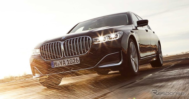 BMW 7シリーズ 改良新型のPHV、745Le