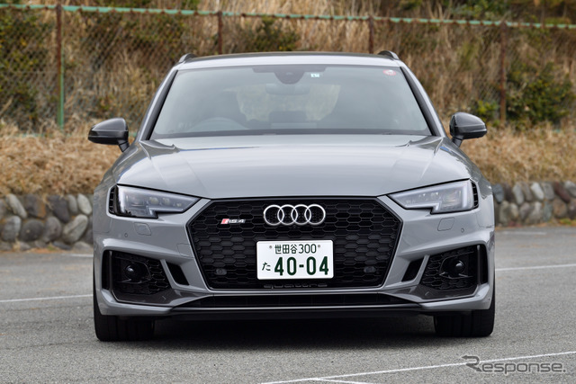 アウディ RS4アバント 新型