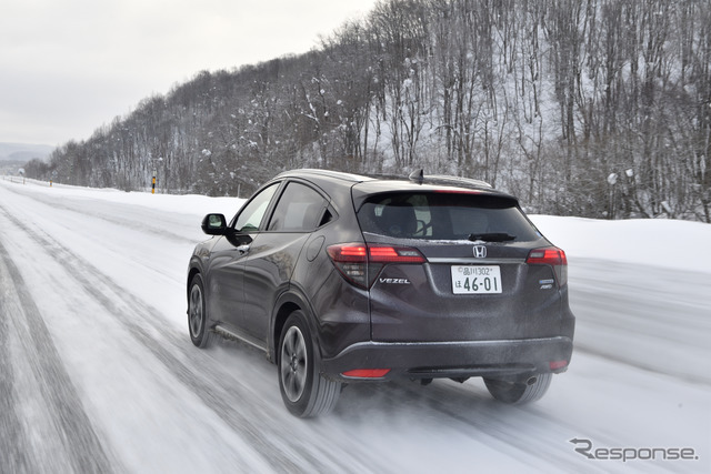 【ホンダ ヴェゼル Modulo仕様 雪上試乗】“雪道”前提ではなく、普通に運転できてしまう…佐藤久実