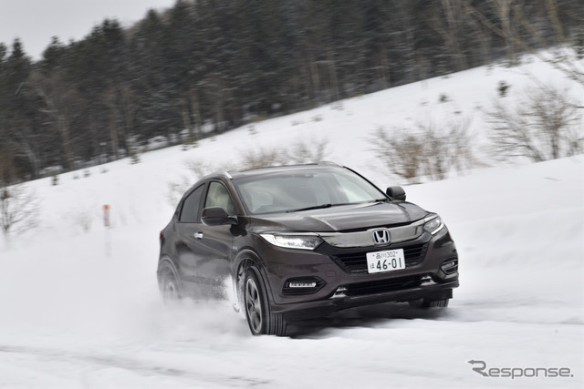 【ホンダ ヴェゼル Modulo仕様 雪上試乗】“雪道”前提ではなく、普通に運転できてしまう…佐藤久実