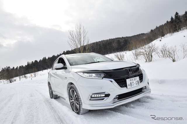 【ホンダ ヴェゼル Modulo仕様 雪上試乗】“雪道”前提ではなく、普通に運転できてしまう…佐藤久実