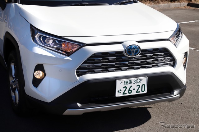 トヨタ RAV4 HYBRID G