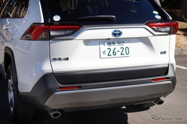 トヨタ RAV4 HYBRID G