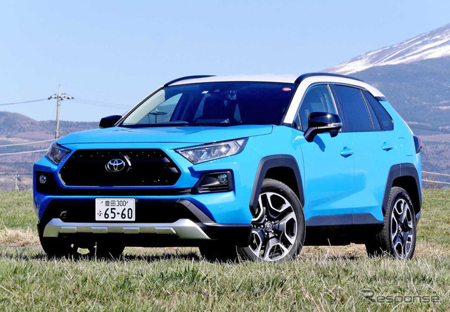 トヨタ RAV4 アドベンチャー