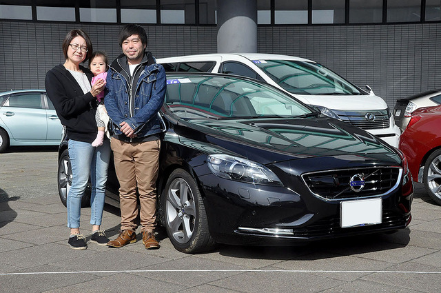 VOLVO V40(オーナー/東 和廣さん)by イースト