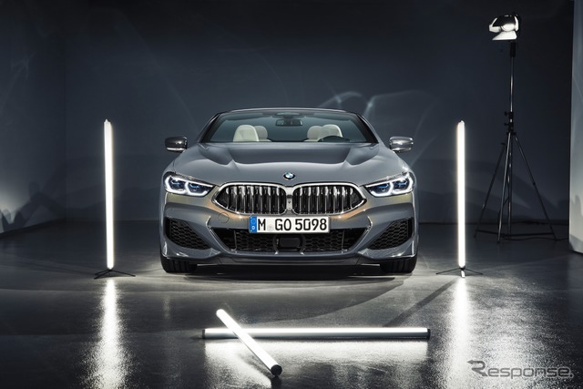 BMW 8シリーズカブリオレ（M850i xDrive）