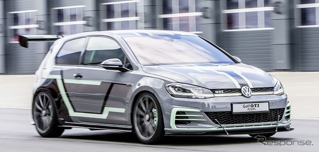 VW ゴルフ GTI オーロラ