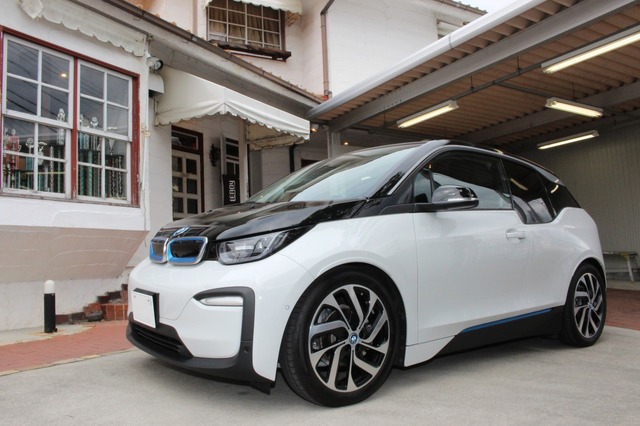 BMW i3という難易度の高いベース車を使って徹底した高音質マシンを作り上げた。アイデア満載のラゲッジも見どころのひとつだ。