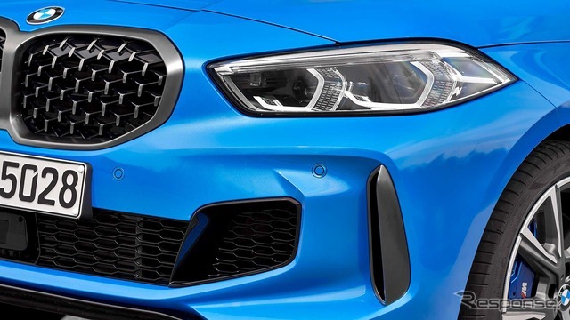 BMW 1シリーズ 新型の M135i xDrive