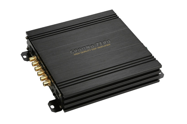 パワーアンプ内蔵型DSPの一例（グラウンドゼロ・GZDSP 4.80AMP）。
