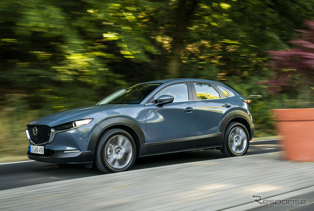 マツダ CX-30