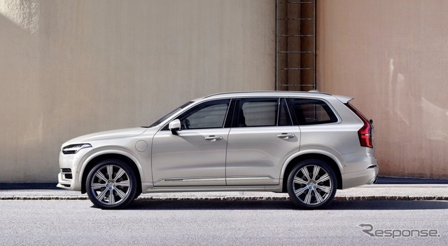 ボルボ XC90 インスクリプション T8 ツインエンジン