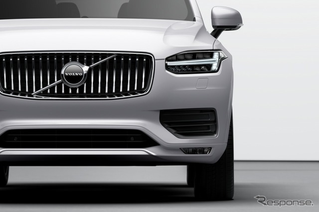 ボルボ XC90 インスクリプション T8 ツインエンジン