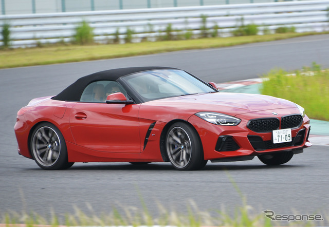 BMW Z4 新型（M40i）