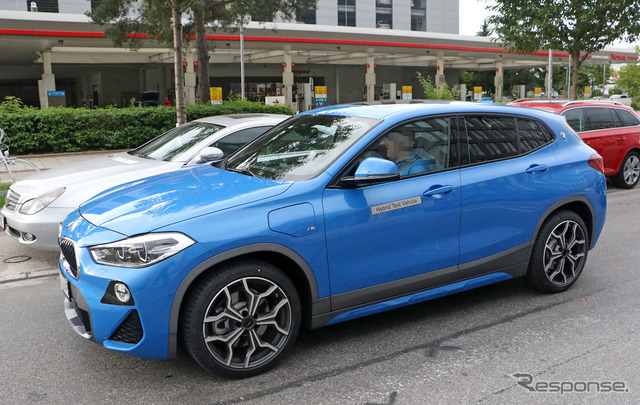 BMW X2 xDrive25e 市販型プロトタイプ　スクープ写真