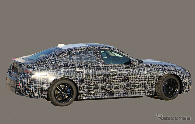 BMW 4シリーズ グランクーペ 開発車両スクープ写真