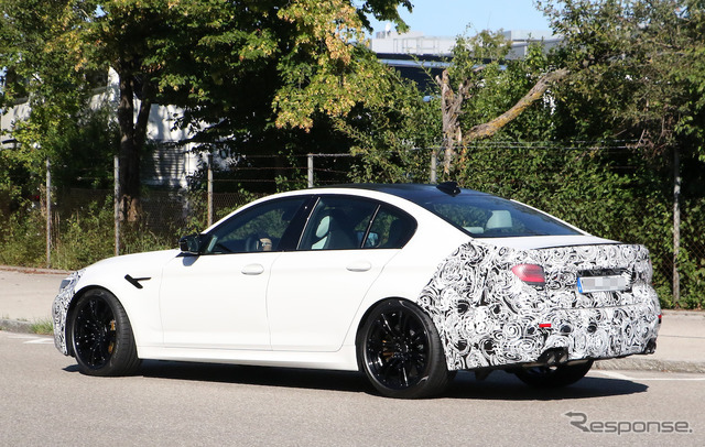 BMW M5 改良新型 スクープ写真