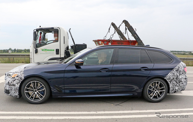 BMW 5シリーズツーリング 改良新型プロトタイプ（スクープ写真）