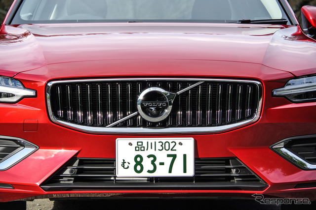 ボルボ S60 T5 Inscription