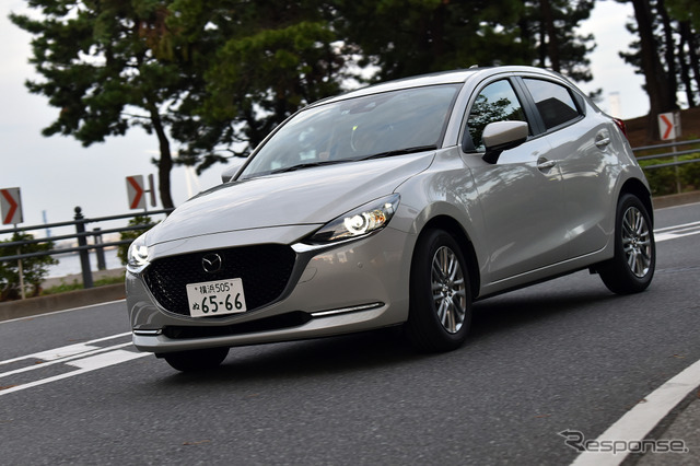 マツダ2 15S PROACTIVE（4WD、AT）