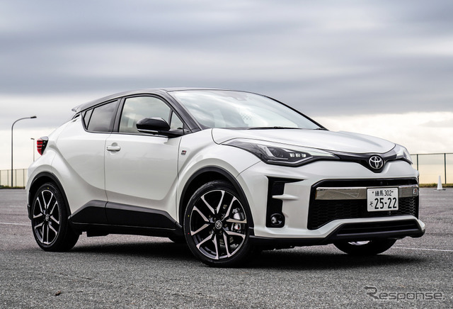 トヨタ C-HR GRスポーツ