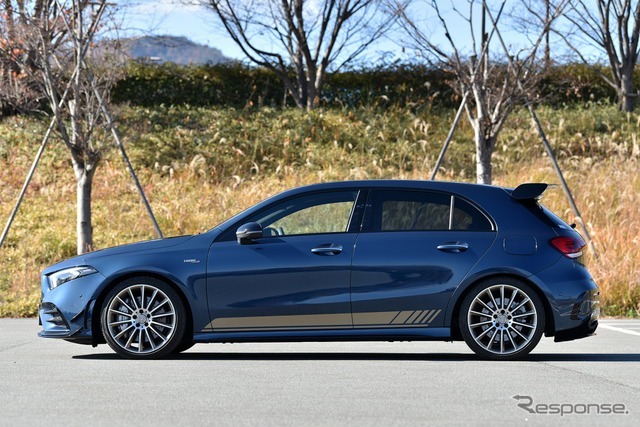 メルセデス AMG A35 4MATIC Edition 1