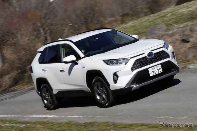 トヨタRAV4ハイブリッドG