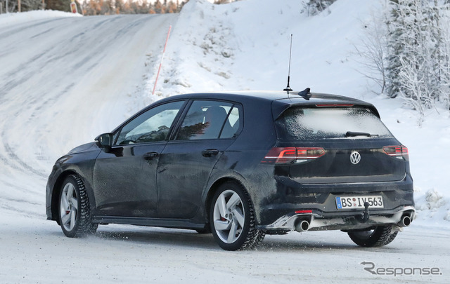 VW ゴルフ GTI 新型プロトタイプ（スクープ写真）