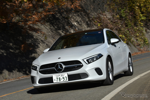 メルセデスベンツ Aクラスセダン（A250 4MATIC）