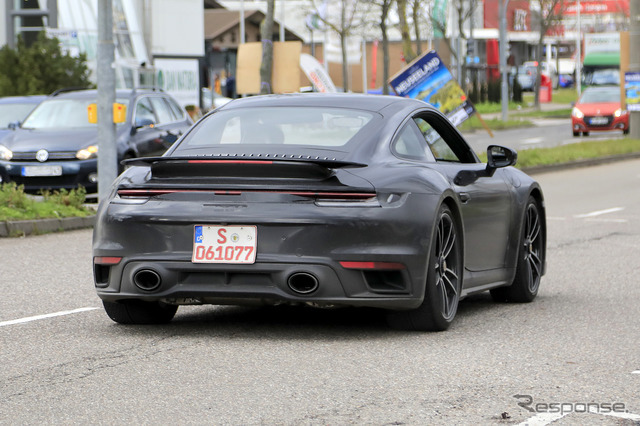 ポルシェ 911ターボS 新型プロトタイプ　（スクープ写真）